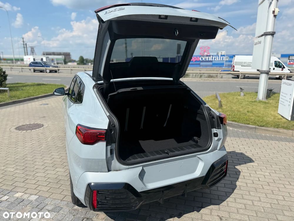 BMW iX2 eDrive20 66.5kWh - 15