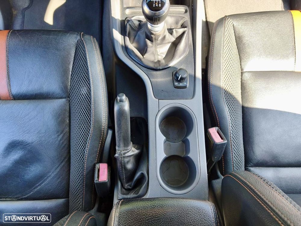 Ford Ranger Wildtrak - 12