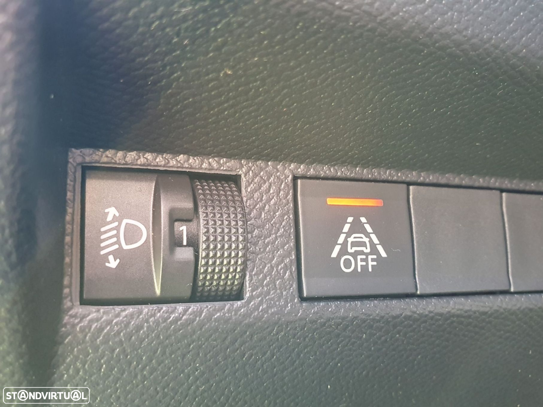 Peugeot 208 1.2 PureTech Active Pack - 18