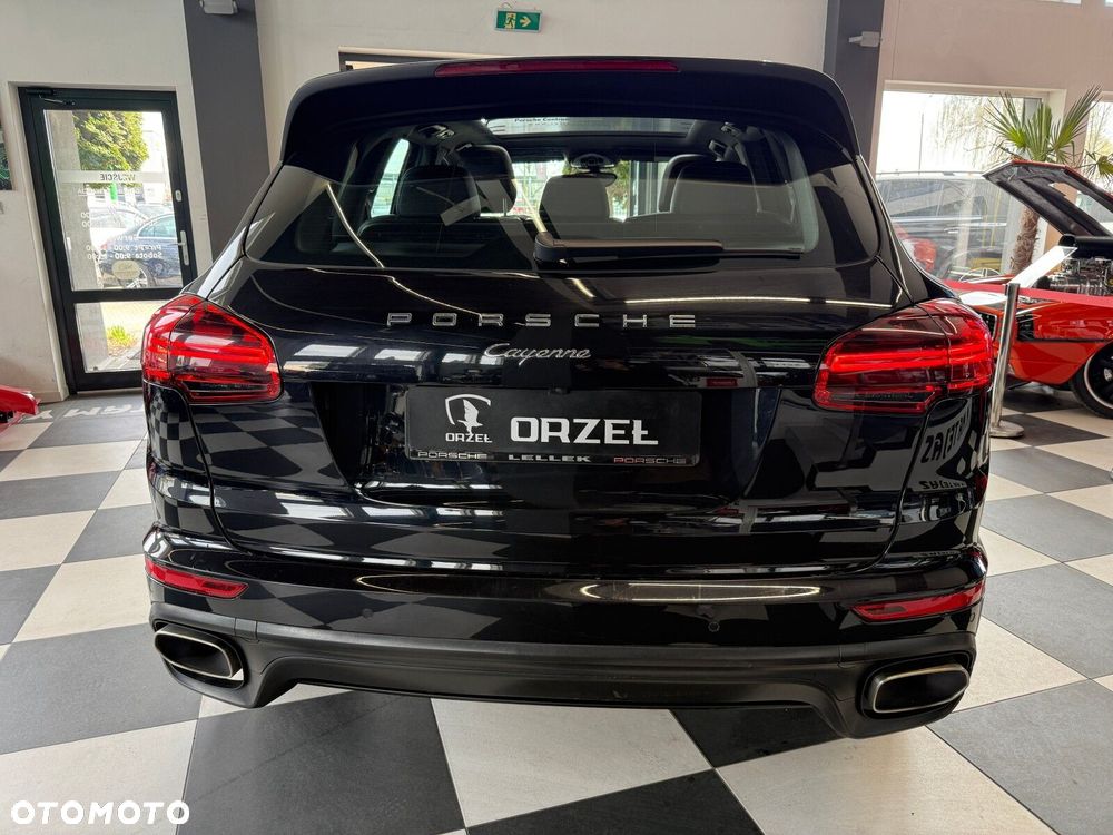 Porsche Cayenne - 6