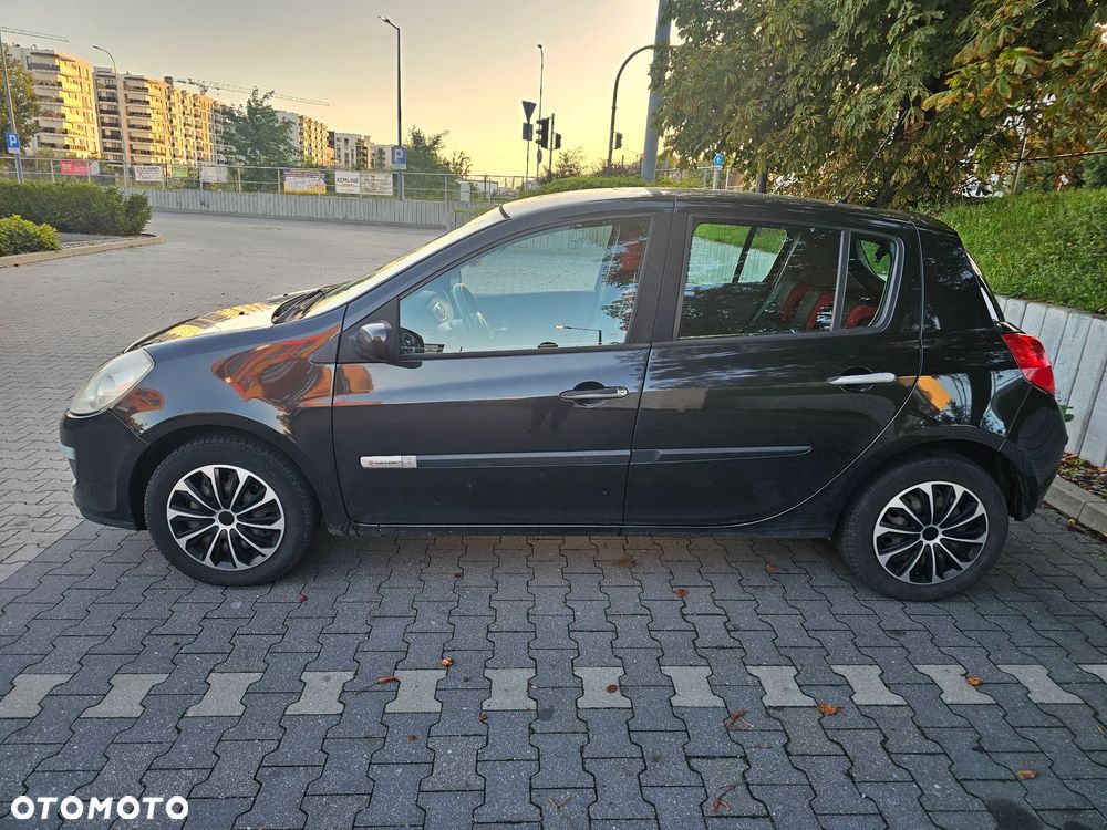 Renault Clio - 5