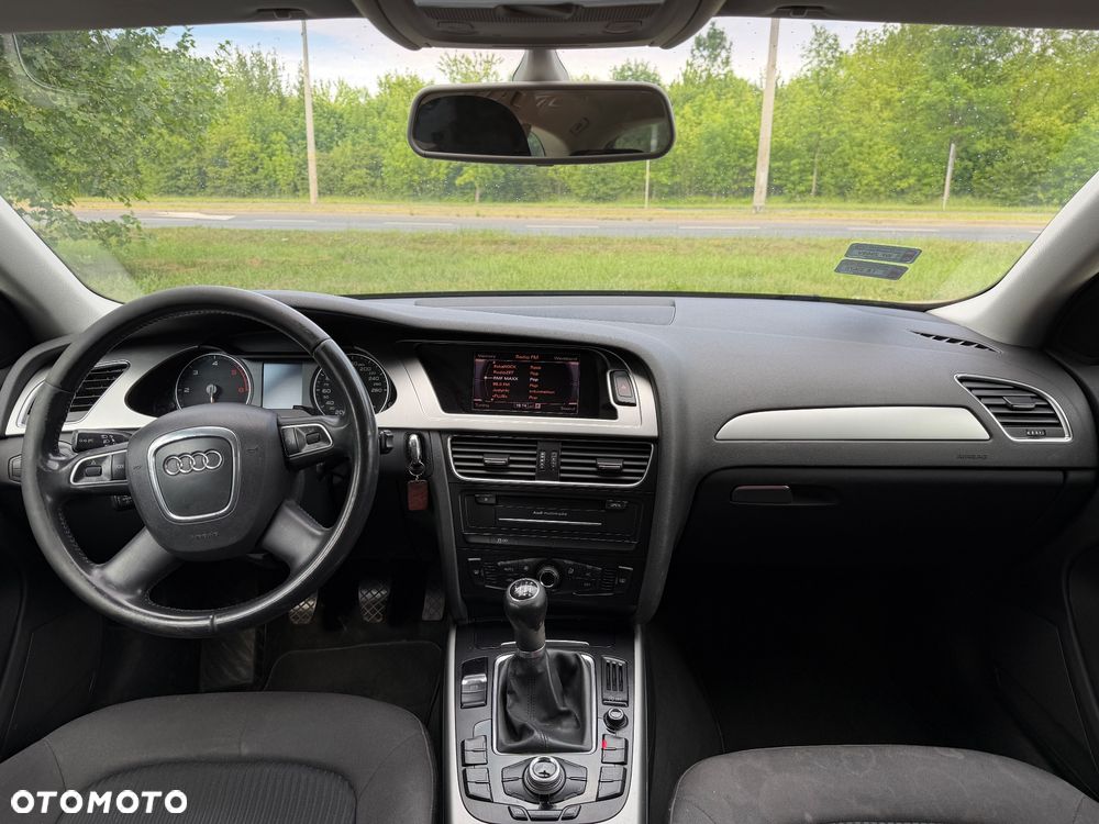 Audi A4 Avant - 1
