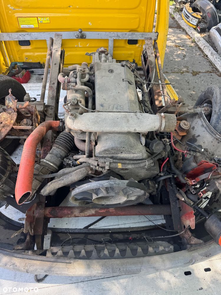 Silnik Iveco 2.8 8140.43S.4000  814043s  8140.43S  skrzynia biegów bliźniak Sanki wózek trawers zawieszenie kompletne belka przód 99-06 - 1