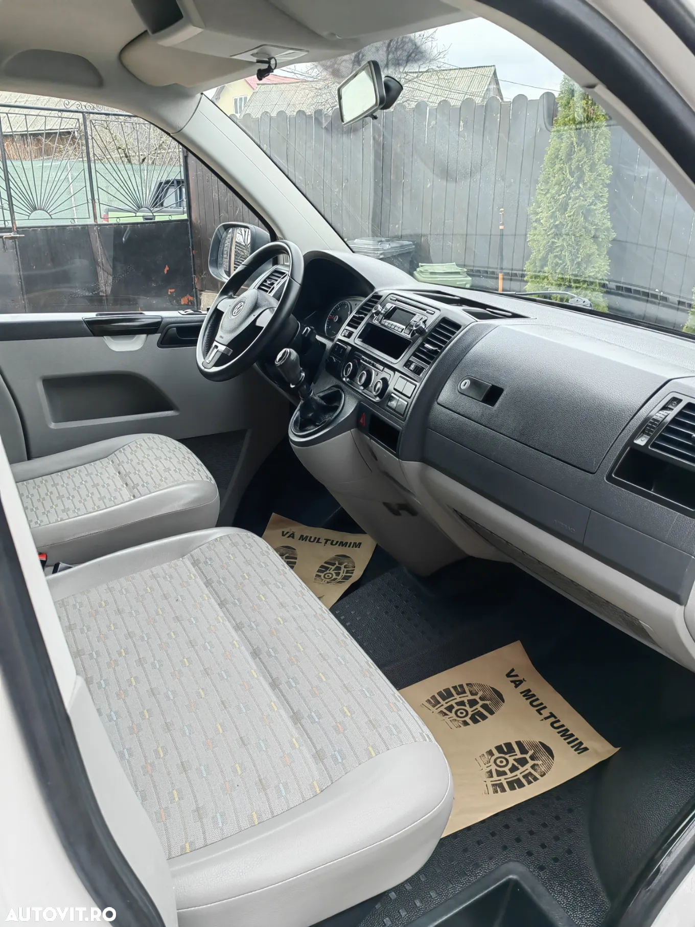 Volkswagen Transporter - 18