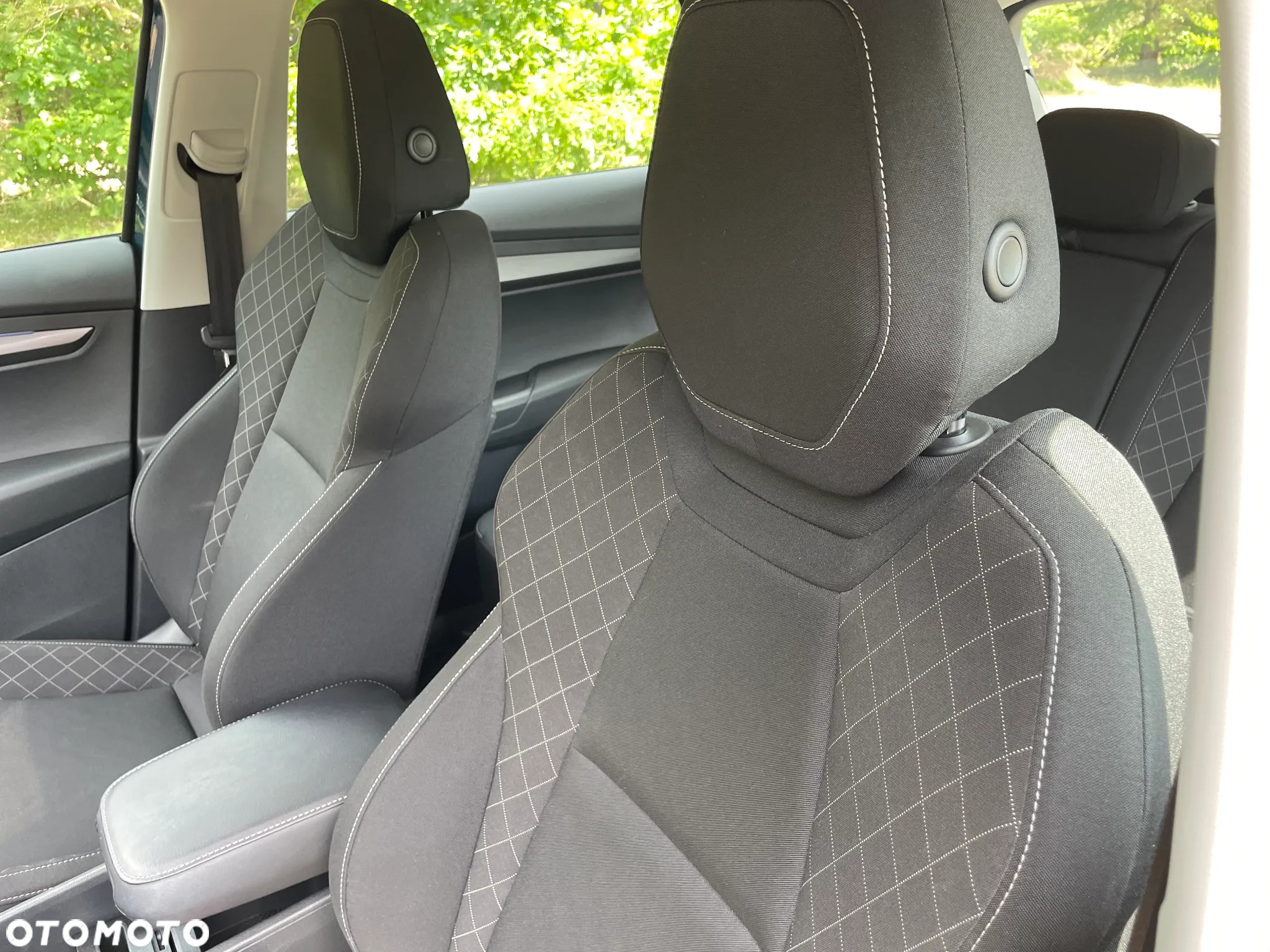 Skoda Karoq 2.0 TDI SCR 4x2 Style DSG - 14