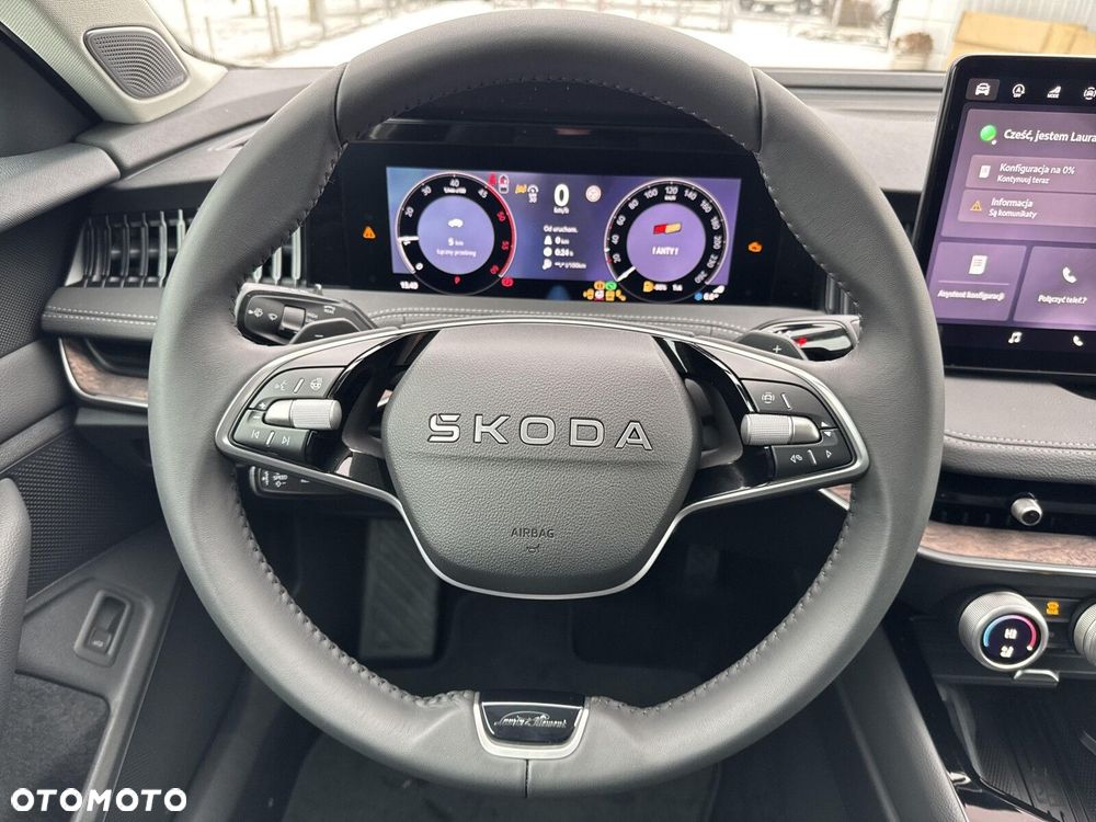 Skoda Superb 2.0 TDI SCR 4x4 L&K DSG - 18