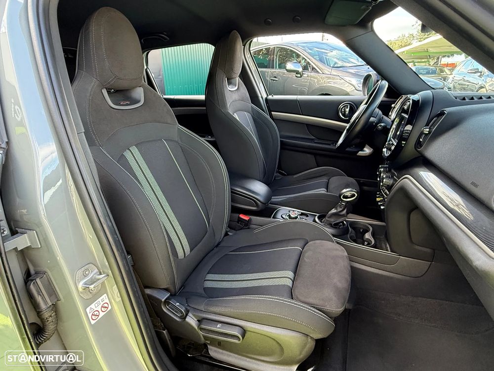 MINI Countryman Cooper SE ALL4 Auto - 36