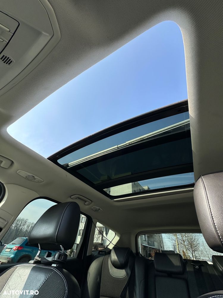 Ford Kuga 2.0 TDCi Powershift 4WD Titanium - 13
