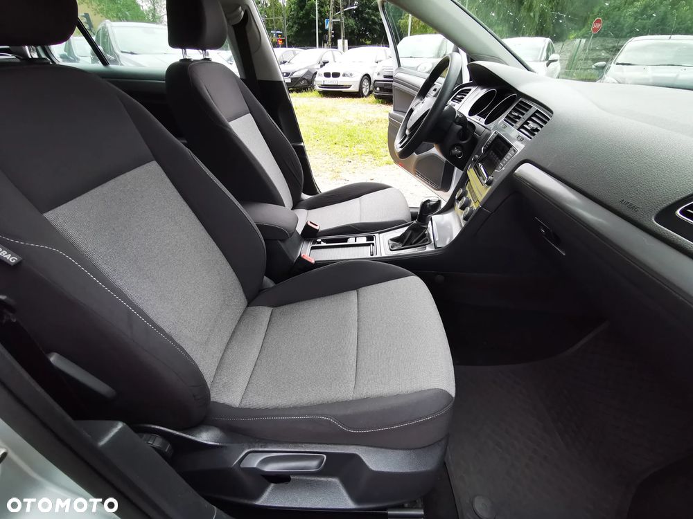 Volkswagen Golf 1.6 BlueTDI DSG Comfortline - 13