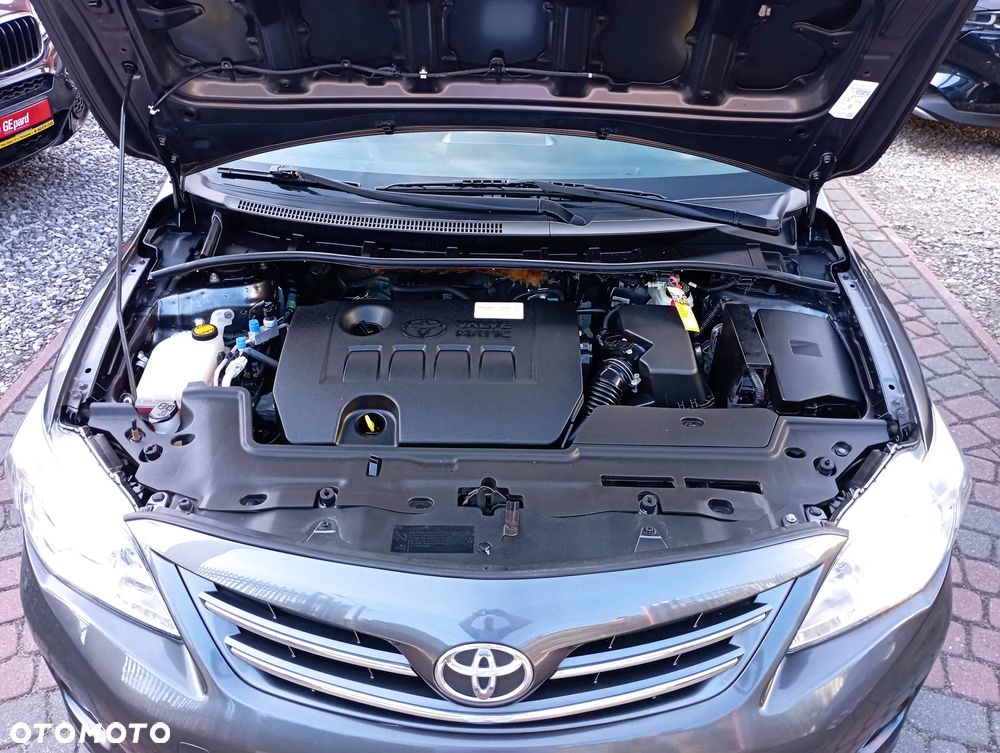 Toyota Corolla 1.6 Premium - 26