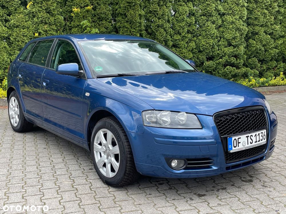 Audi A3 ver-1-6-fsi-ambiente - 2