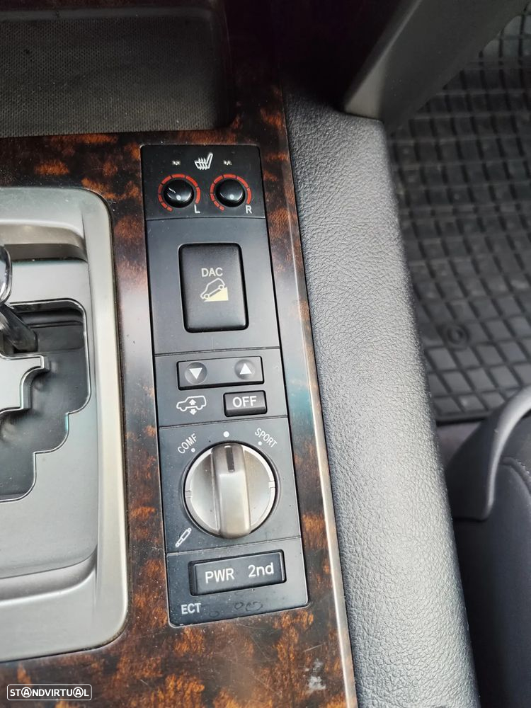 Toyota Land Cruiser 4.5 D-4D V8 - 8