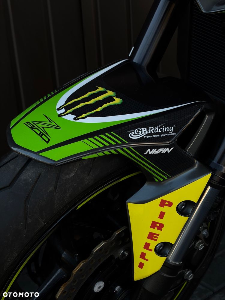 Kawasaki Z 900 - 8