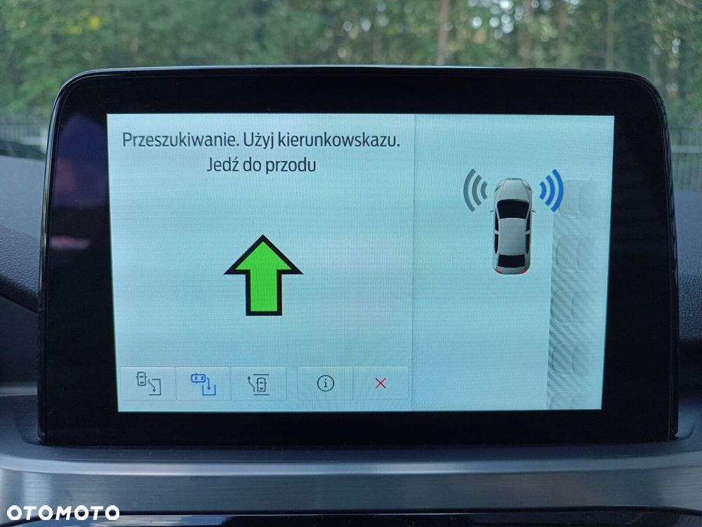 Ford Kuga 1.5 EcoBoost FWD Titanium - 24