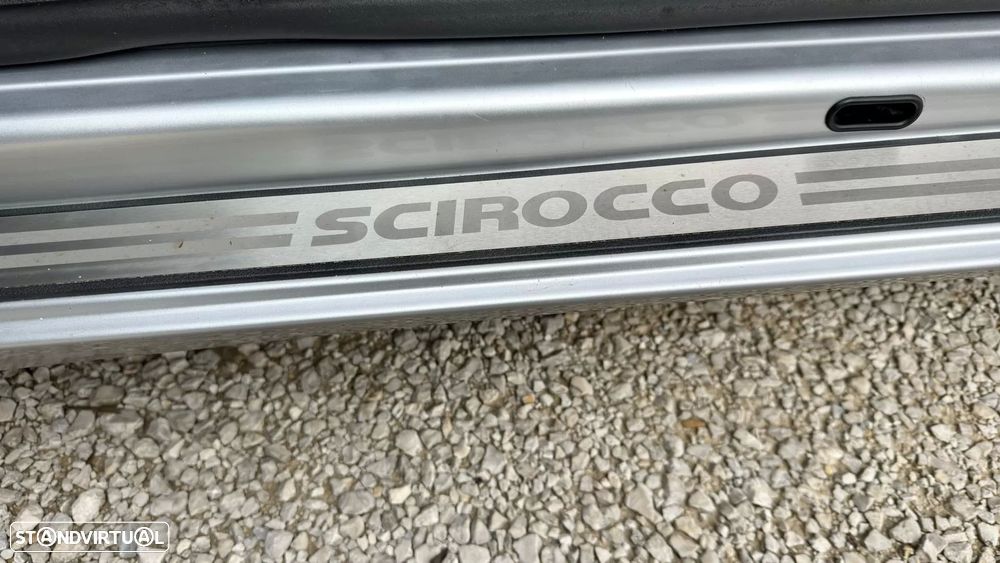 VW Scirocco 2.0 TDI Sport DSG - 21