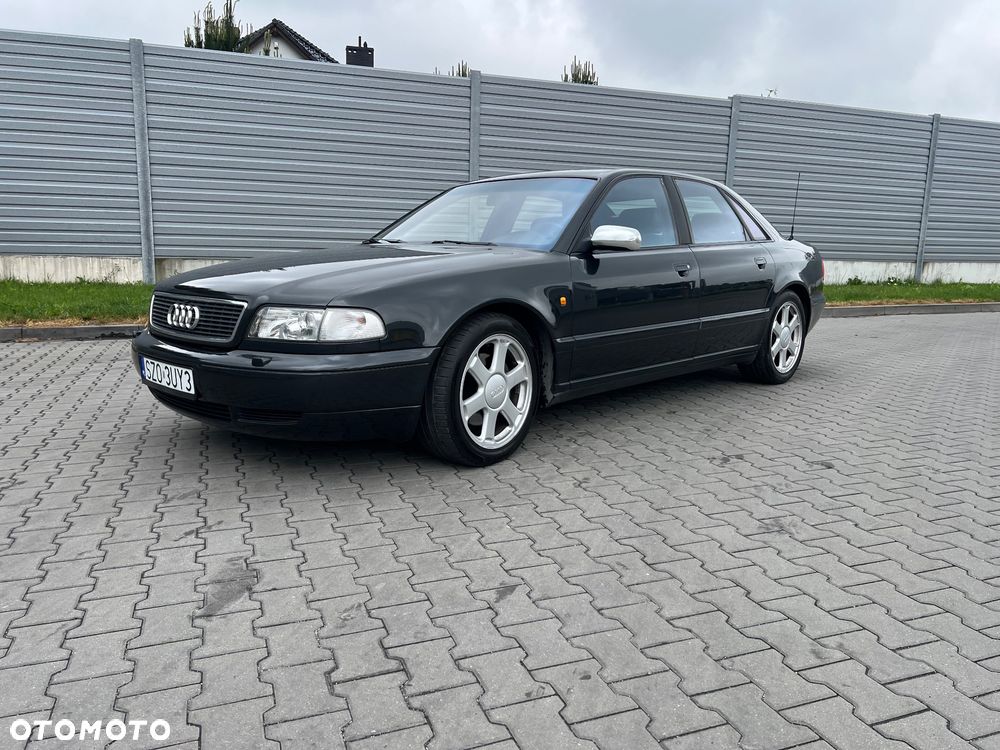 Audi S8 - 11
