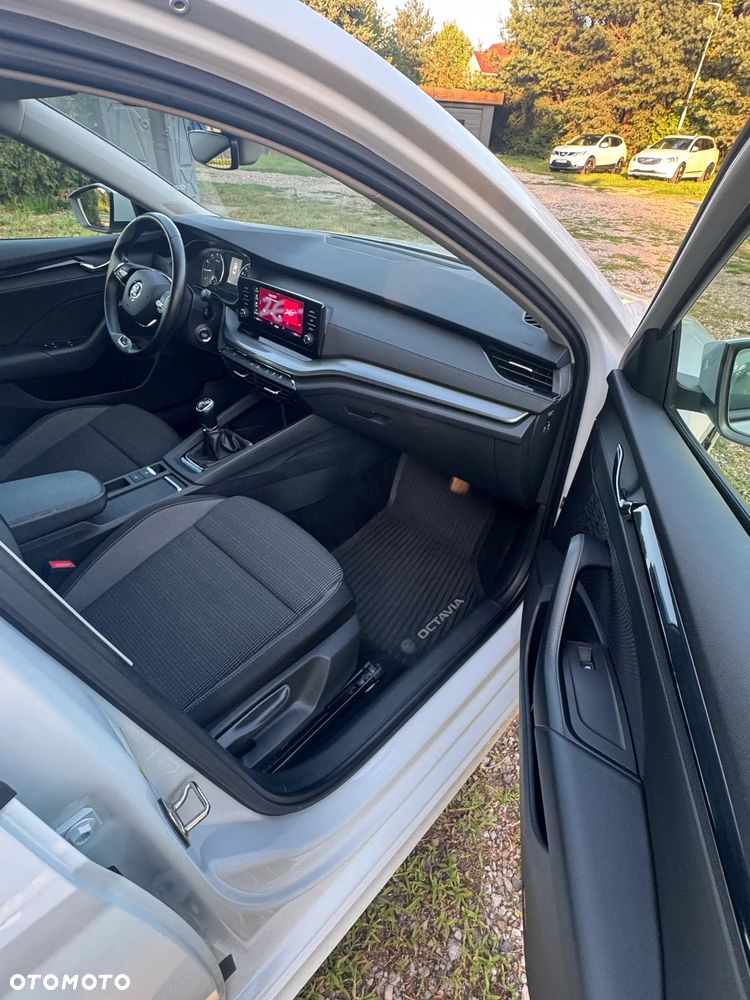 Skoda Octavia 1.5 TSI ACT Ambition - 18