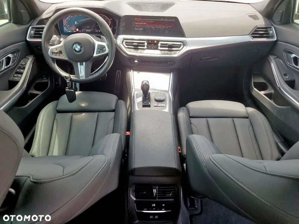 BMW Seria 3 330i M Sport sport - 8