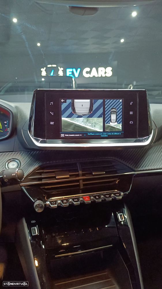 Peugeot e-208 Allure Pack - 14