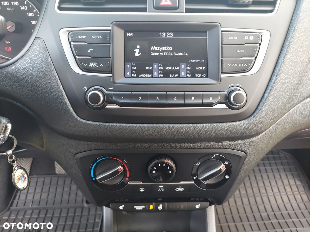 Hyundai i20 1.2 Style - 24