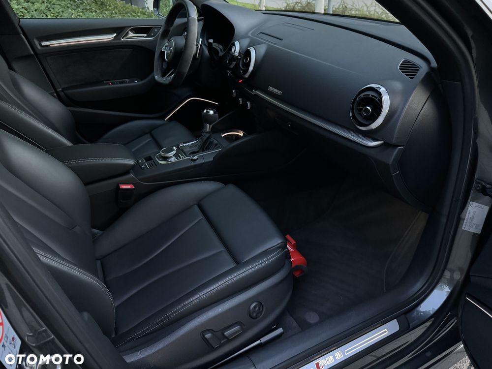 Audi RS3 Sportback - 34