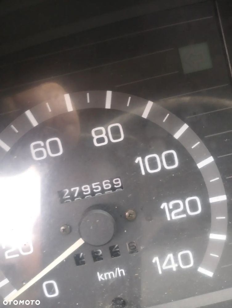 Mitsubishi Canter - 7