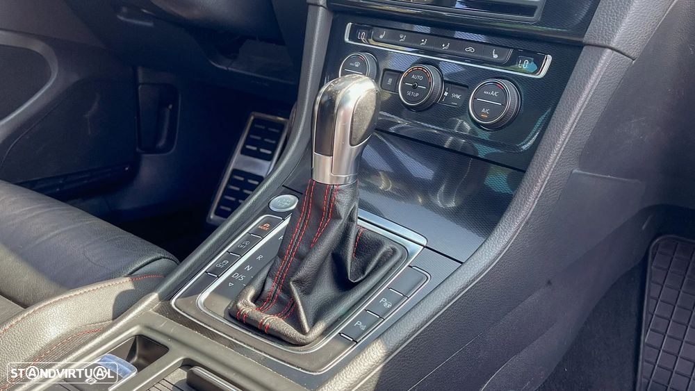 VW Golf 2.0 TSi GTi DSG - 13