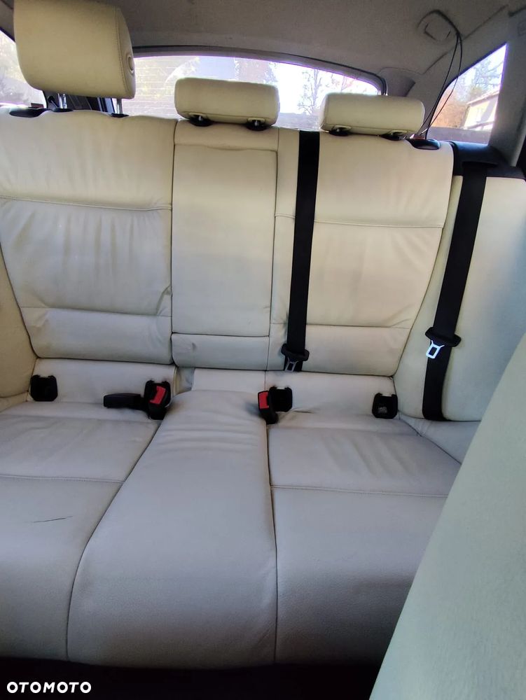 BMW Seria 3 330xi - 8