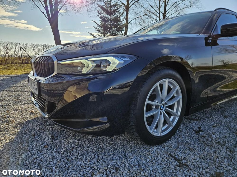 BMW Seria 3 318d Sport Line Shadow - 22