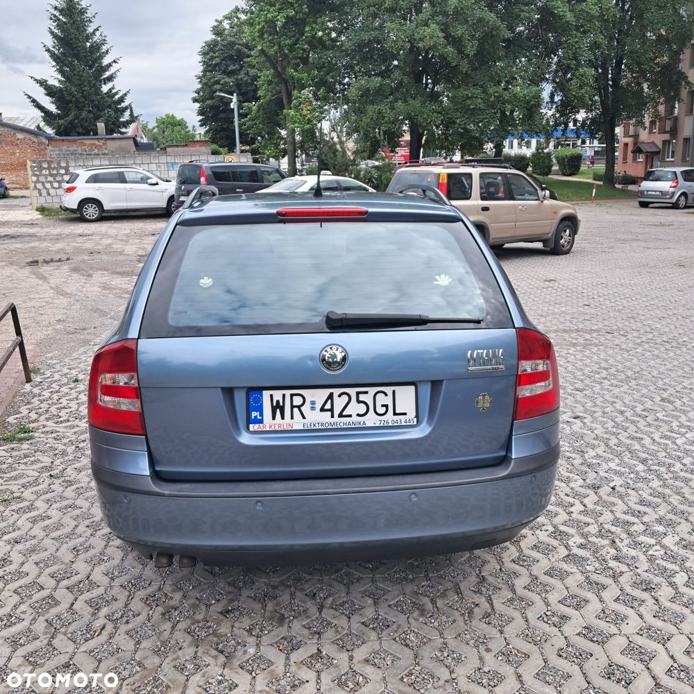 Skoda Octavia 2.0 TDI Ambiente - 11
