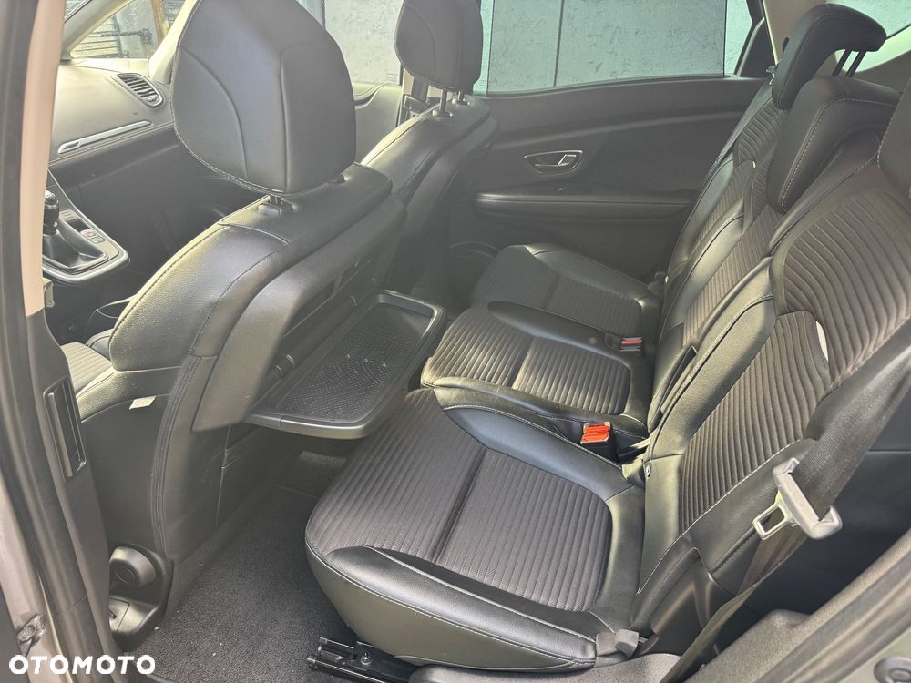 Renault Scenic - 20