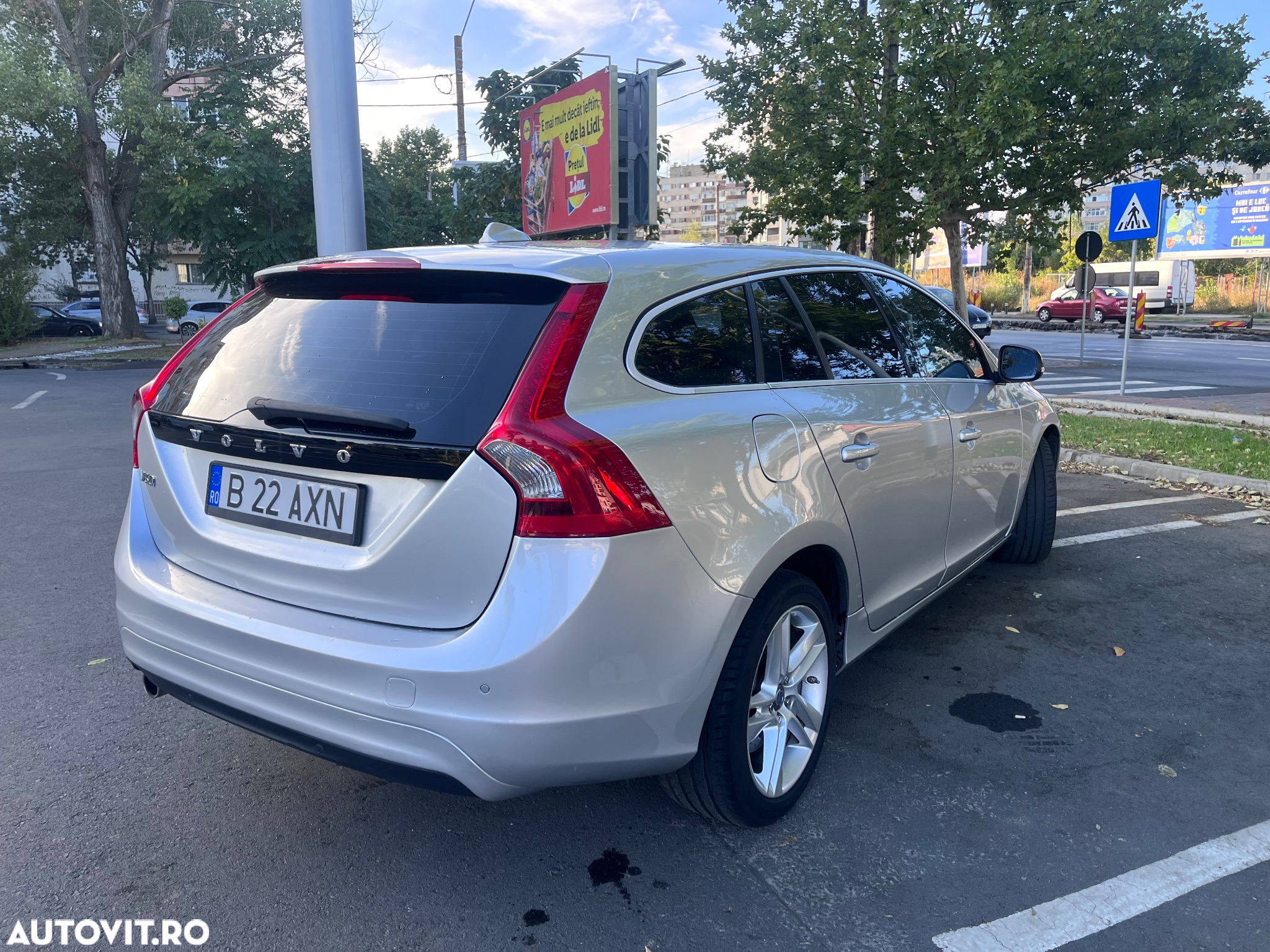 Volvo V60 D3 Momentum - 3