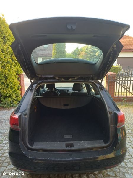 Opel Astra 1.6 CDTI Dynamic - 5