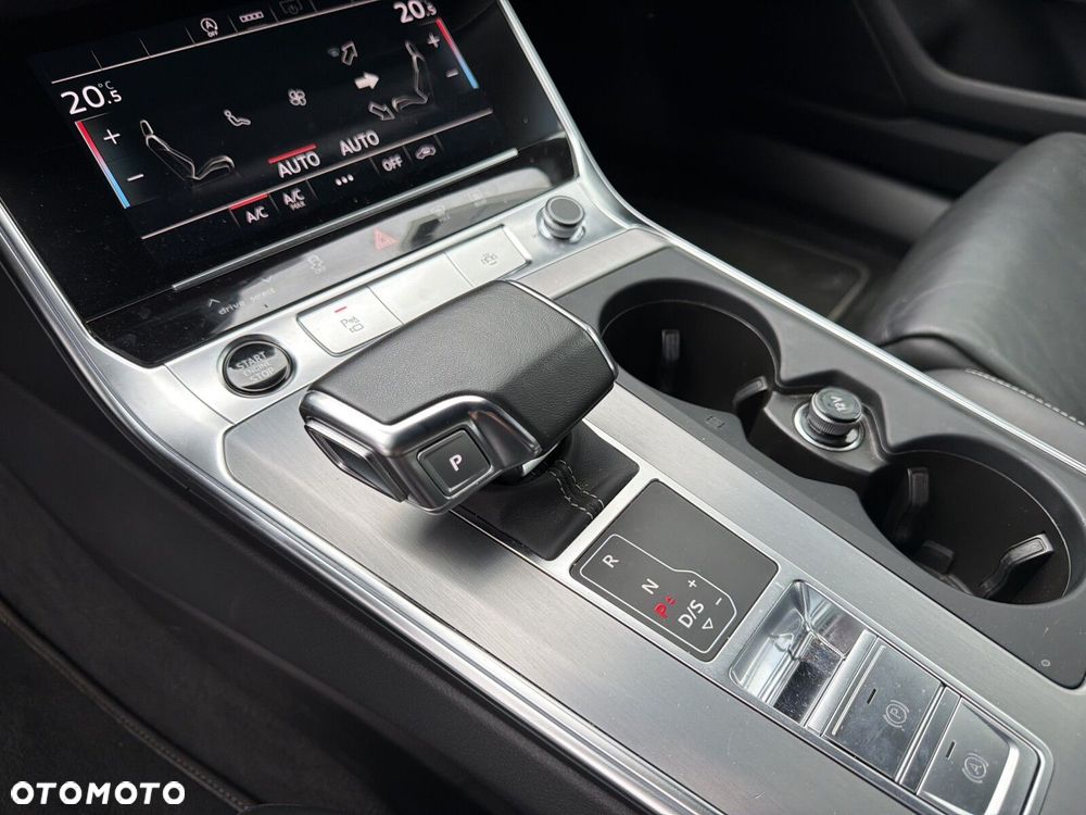 Audi A6 Avant - 26