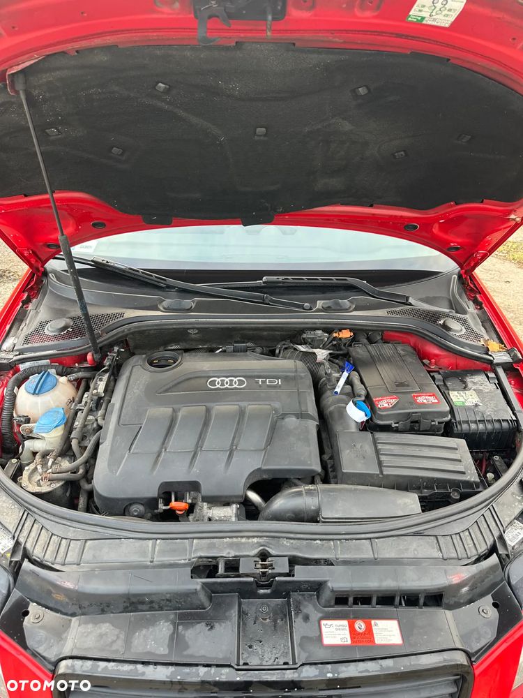 Audi A3 Sportback 2.0 TDI DPF S tronic S line Sportpaket - 9