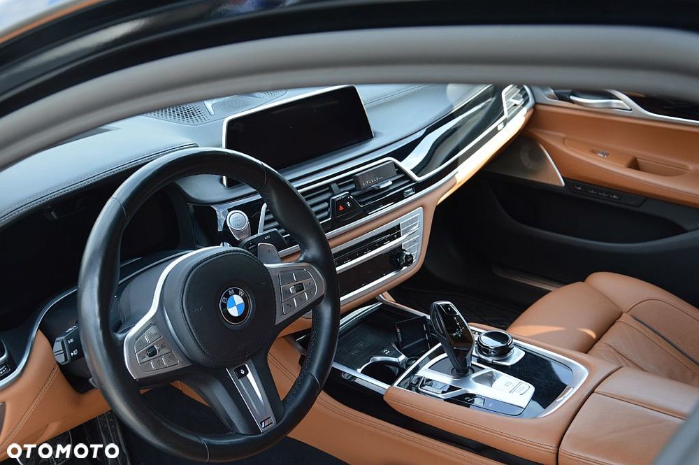 BMW Seria 7 750Ld xDrive sport - 16