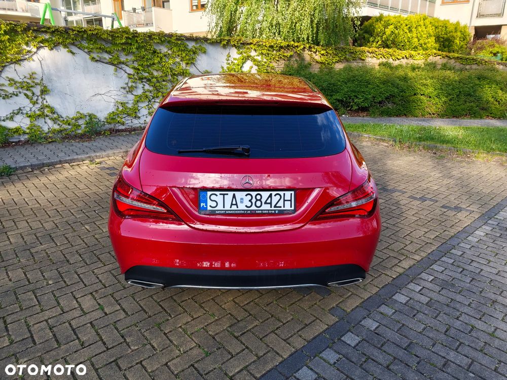 Mercedes-Benz CLA 200 UrbanStyle Edition - 4