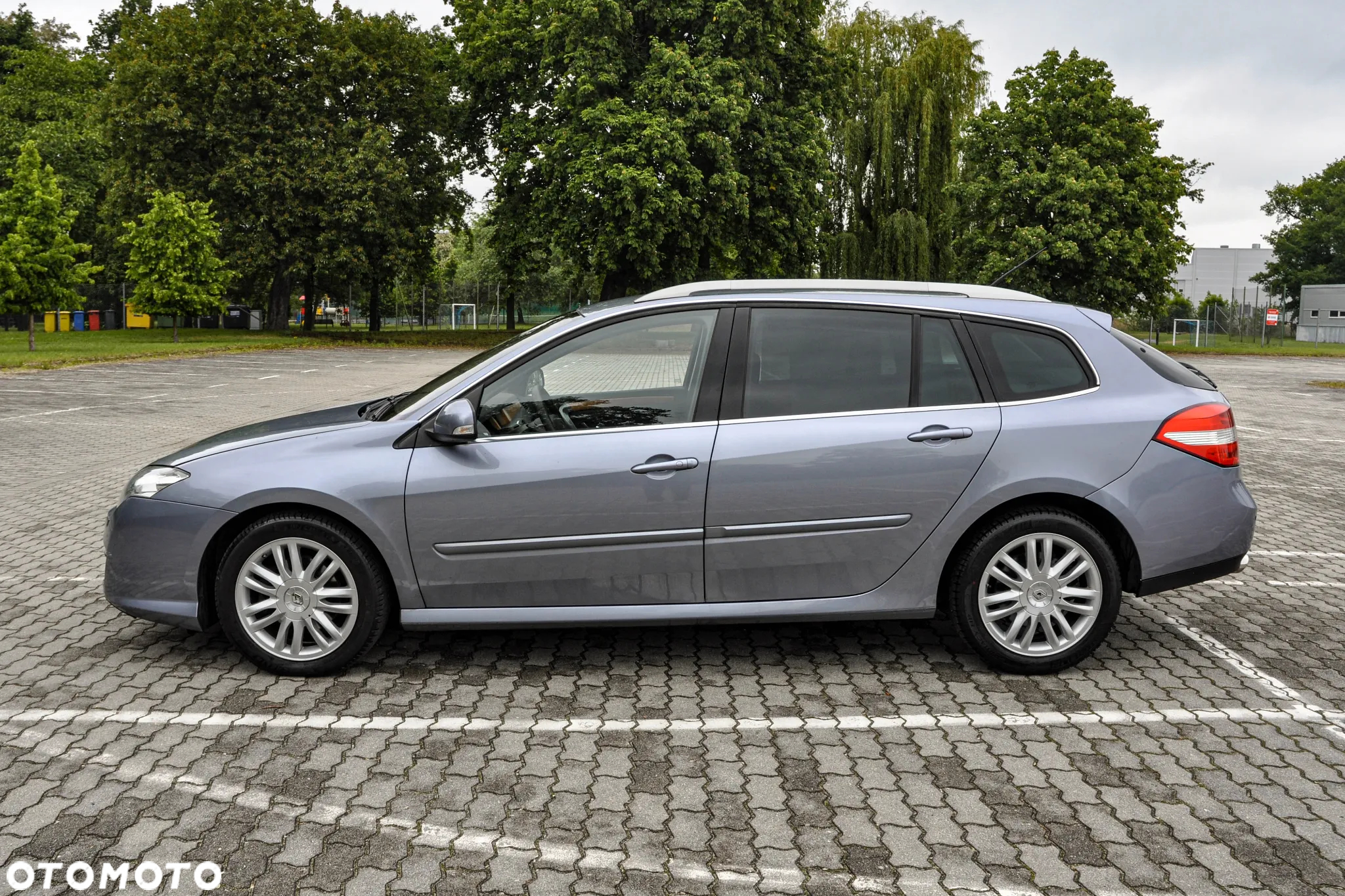 Renault Laguna 2.0 DCi Initiale - 2
