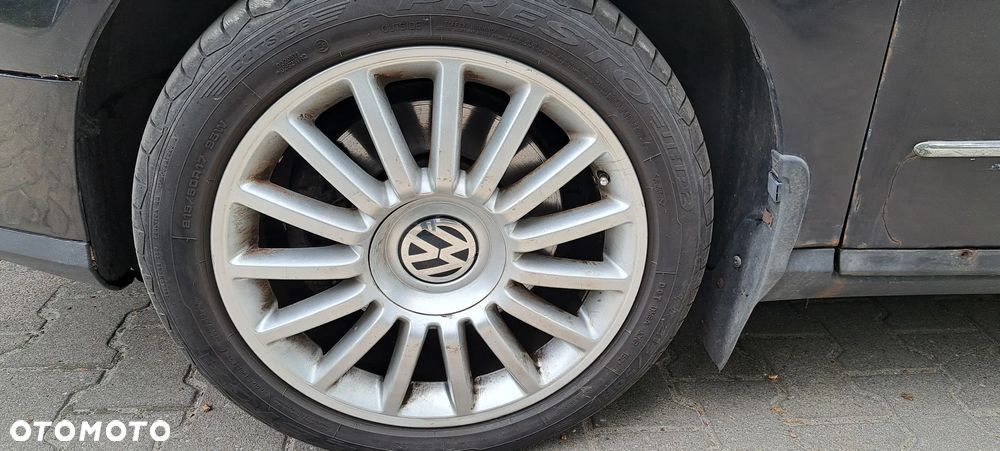 Volkswagen Passat 2.0 TDI DPF Sportline - 9