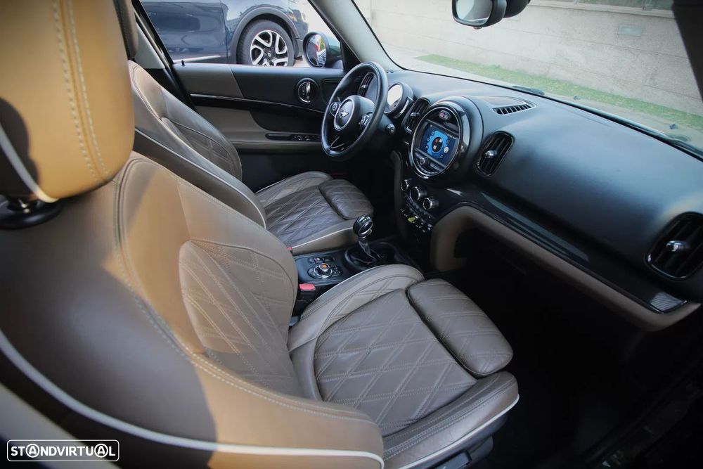 MINI Countryman Cooper SE ALL4 Auto - 21