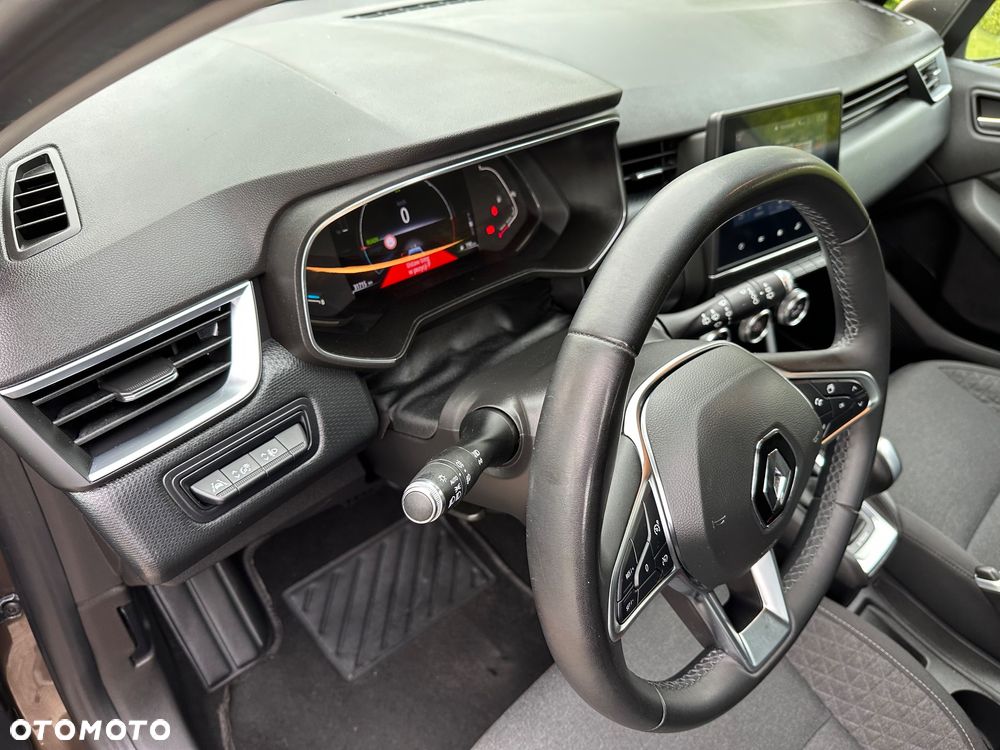 Renault Clio E-TECH Hybrid 140 INTENS - 27
