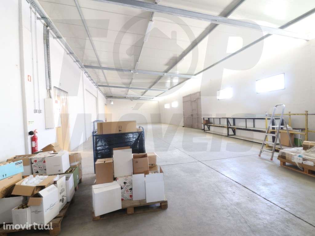 Armazém para Venda - Salvaterra de Magos -1551.35m2 - 525.000€ - Grande imagem: 4/5