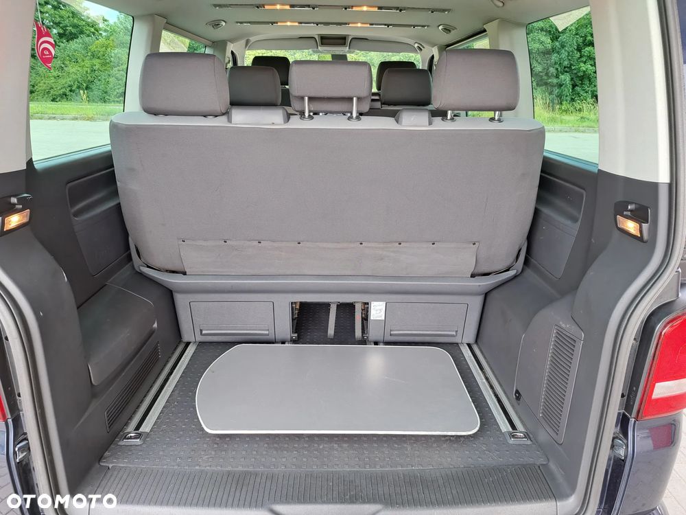 Volkswagen Multivan - 29