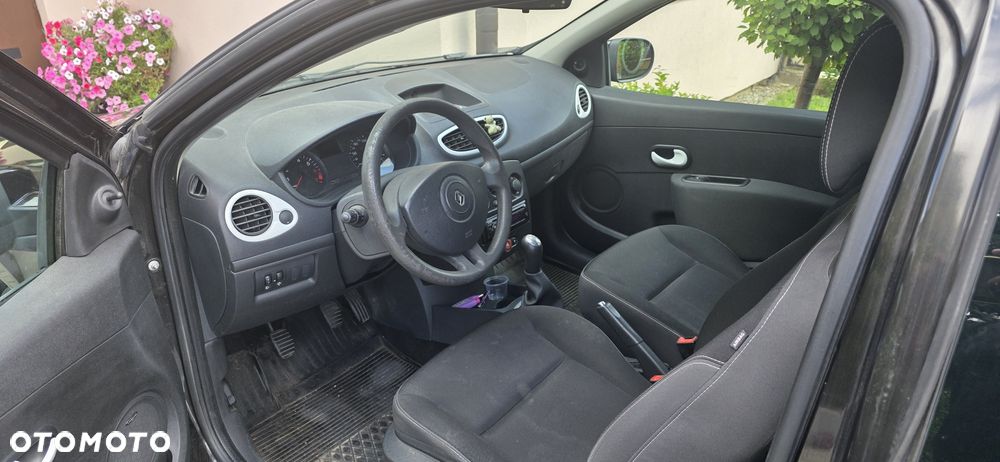 Renault Clio - 4