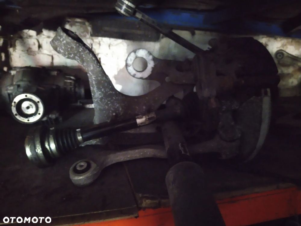 Zwrotnica tylna prawa audi a5 12r lift 3.0 tfsi - 1