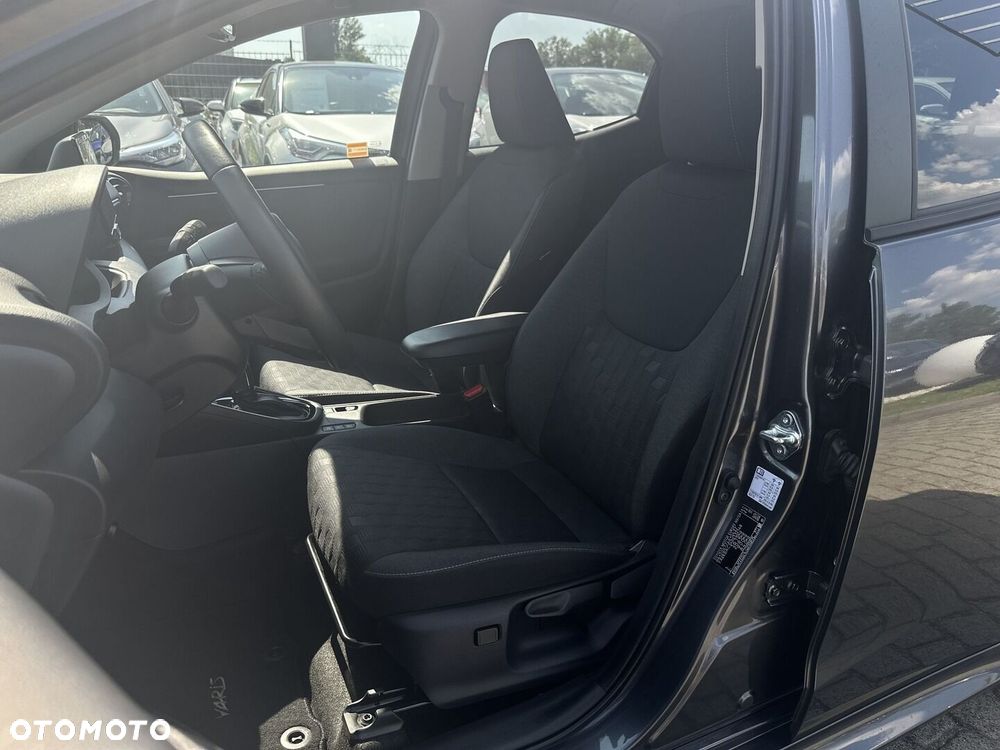 Toyota Yaris Hybrid 1.5 Style - 13