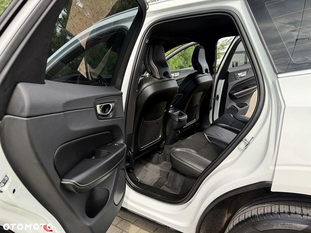 Volvo XC 60 D3 R-Design - 22