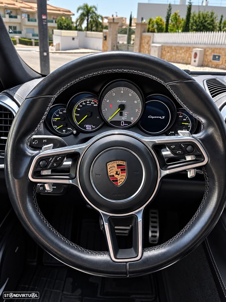 Porsche Cayenne S E-Hybrid Platinum Edition - 15