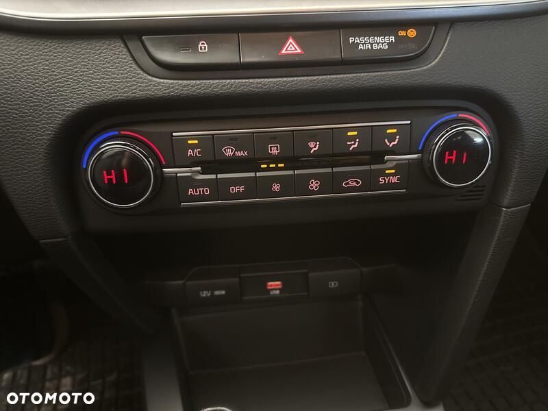 Kia Ceed 1.5 T-GDI M - 17