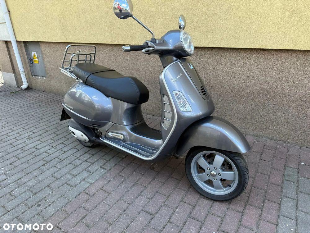 Vespa Grantourismo - 11